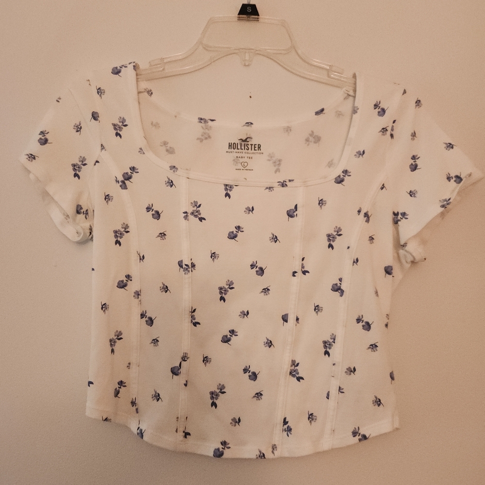 Hollister Seamed Curved-Hem Baby T-Shirt